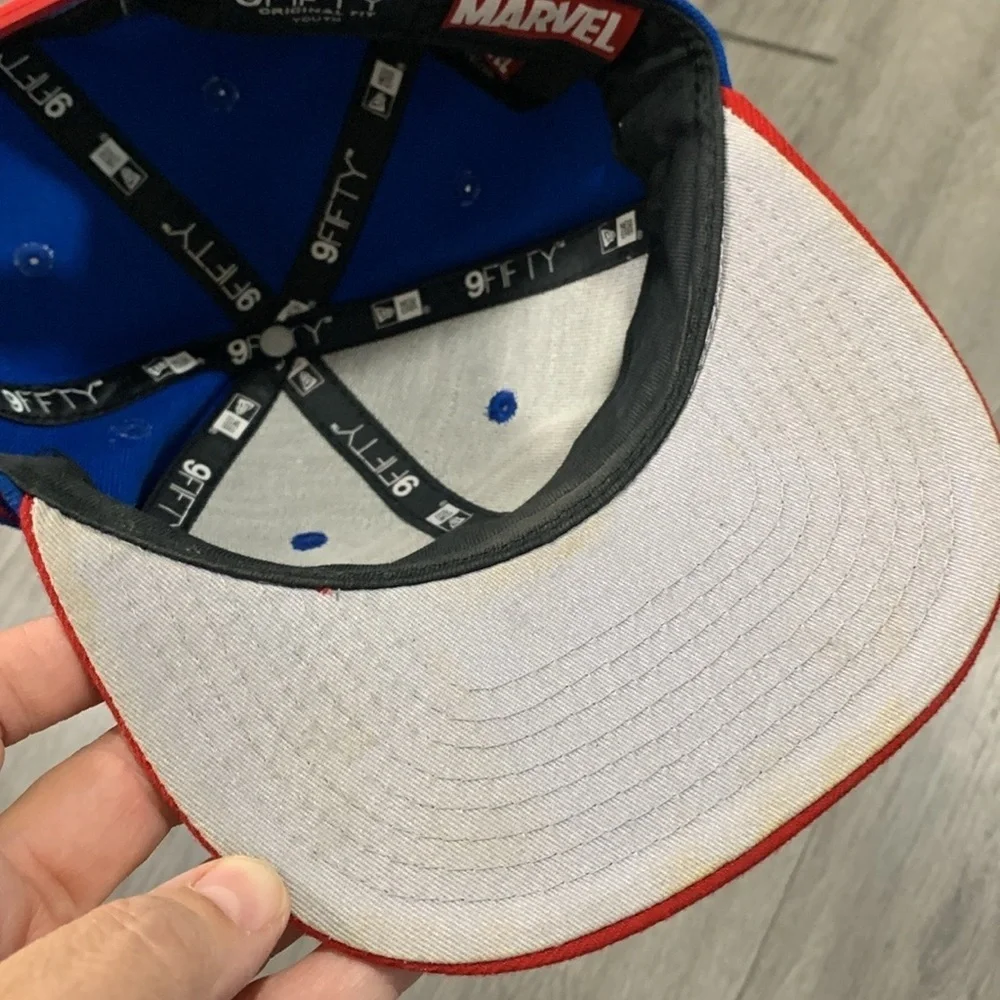 Marvel Captain America Shield‎ New Era 9Fifty Youth Snapback Hat